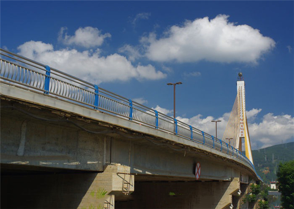常州304不锈钢桥梁护栏：安全、耐用与美观的完美结合