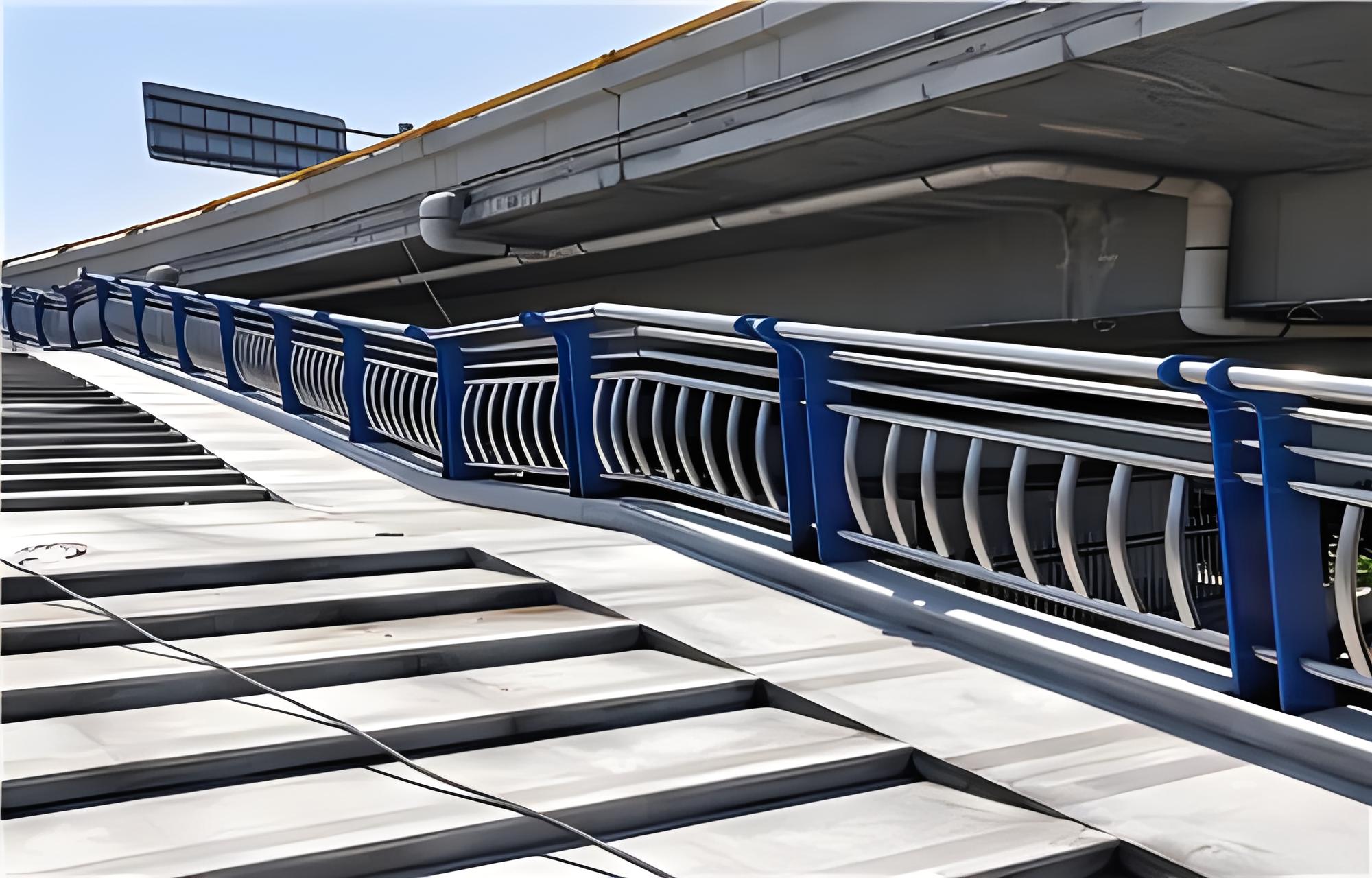 常州不锈钢桥梁护栏维护方案：确保安全，延长使用寿命